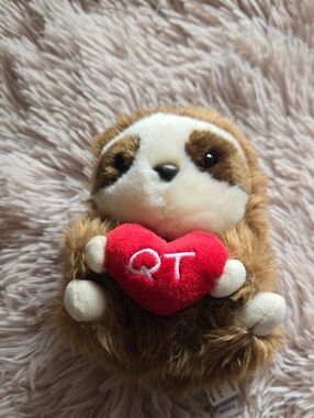 Aurora Plush Brown and Cream Sloth Holding Red Heart 6 in